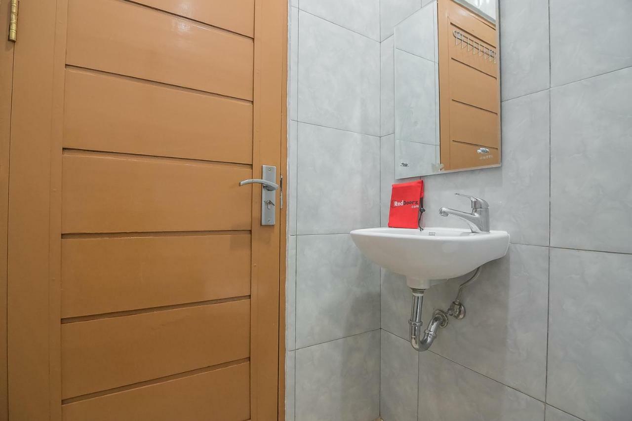 红多兹Plus酒店-近沙姆斯丁努尔机场3号 Banjarbaru 客房 照片